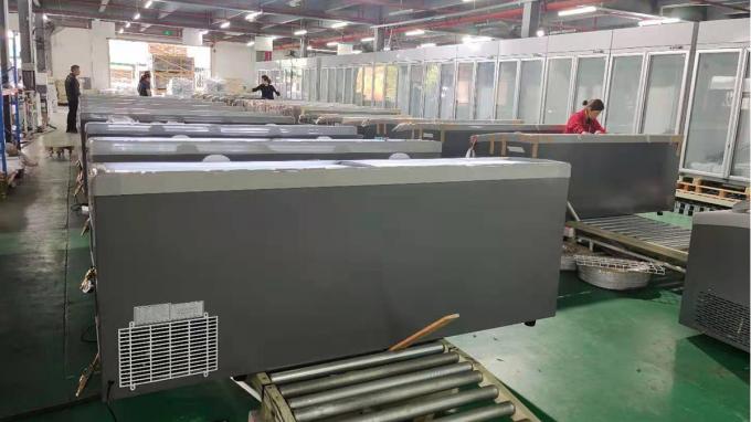 Guangzhou Yixue Commercial Refrigeration Equipment Co., Ltd. fabrika üretim hattı 4