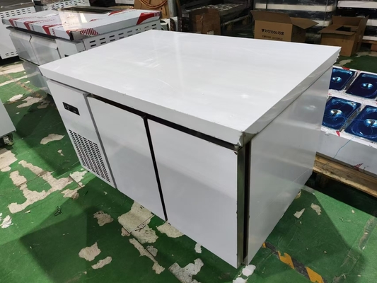 1.2M Ticari Sıcaklık Soğutucu Buzdolabı Mutfak için Guangzhou Fabrikası Paslanmaz Çelik Çalışma Masa